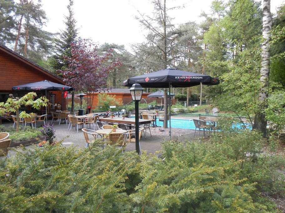 Vakantiehuis Op Bospark Doornspijk Exteriör bild